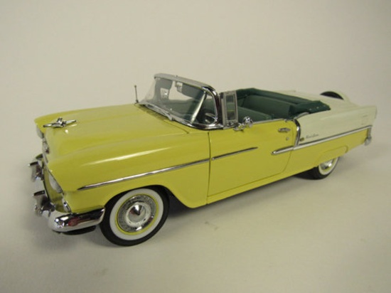 Good-looking 1955 Chevrolet Bel Air convertible Danbury Mint 1:24 scale diecast model car.