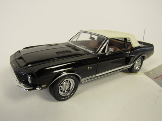 1968 Ford Mustang Shelby Convertible 500KR Franklin Mint Limited Edition 1:24 scale die-cast model.