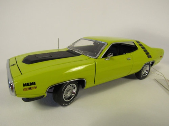 1971 Plymouth Road Runner Franklin Mint Limited Edition 1:24 scale diecast model car.