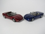 2003 Corvette Coupe LE and 2004 Corvette LE Franklin Mint 1:24 scale diecast models.