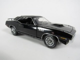 Intimidating 1971 Plymouth Cuda 440 Six Pack LE Franklin Mint 1:24 scale model.