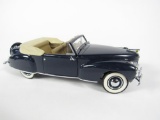 1941 Lincoln Continental Cabriolet Franklin Mint 1:24 scale die-cast model.
