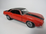 1969 Camaro Z-28 Franklin Mint 1:24 scale diecast model.