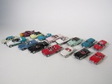 Lot of 16 Franklin Mint 1:43 scale die-cast American model cars 1950s and 60s.
