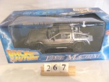 1 in lot, 1:18 Diecast, BACK to the FUTURE