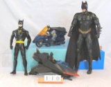 1 Lot of 4 Batman figures & vehicles