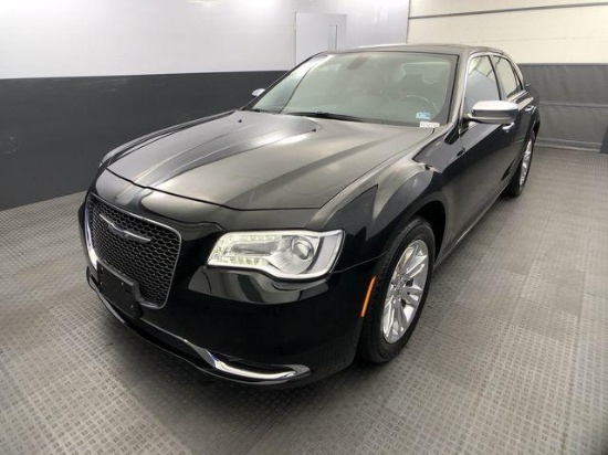 2016 CHRYSLER 300C