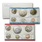 1975 United States Mint Set in Original Government Packaging