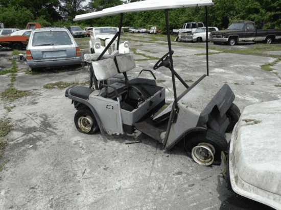 Golf Cart (Grey)