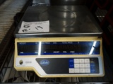 Globe GS30 Digital Scale