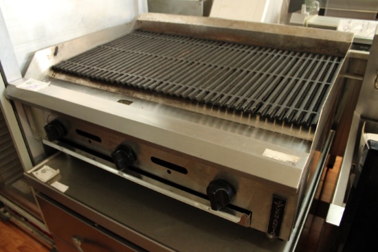 Valencia 36" Radiant Char Broiler