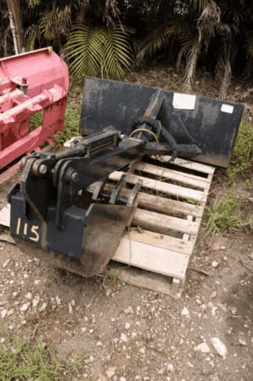 Skid Steer Bucket Attachment