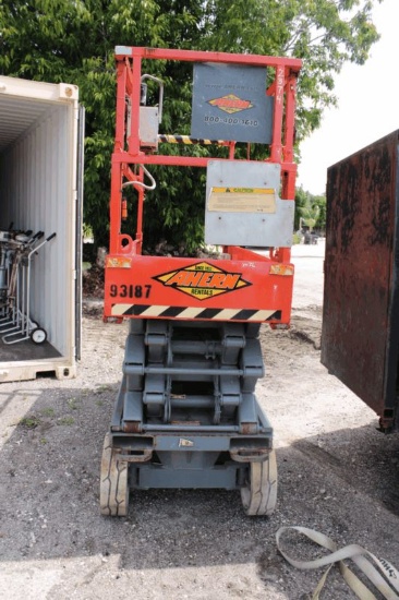 SkyJack Scissor Lift