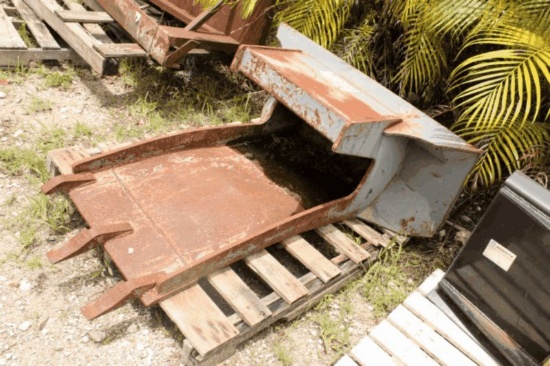 Skid Steer Concrete Bucket