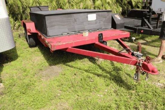 2010 Laroche Steel Trailer 14' with 70" Deck with Trash Pump