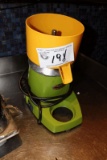 Santos Juicer