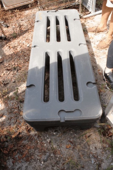 Plastic Dunnage Rack 60"x22"