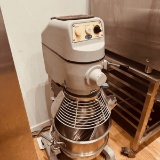 Globe 30qt Mixer