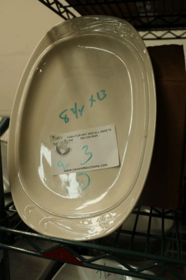 8 3/4" x 13" White Oval Plate