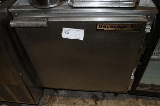 Beverage Air 27" Under Counter Cooler