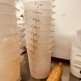 Round 4qt Food Storage Containers
