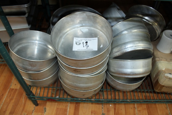 Assorted Baking Tins