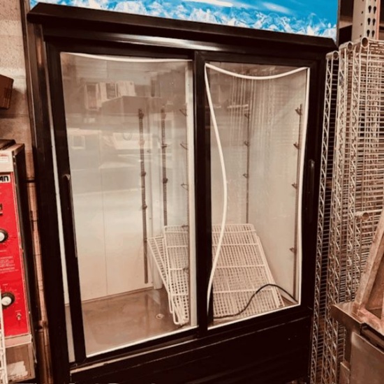Spartan 2 Door Glass Slide Door Cooler