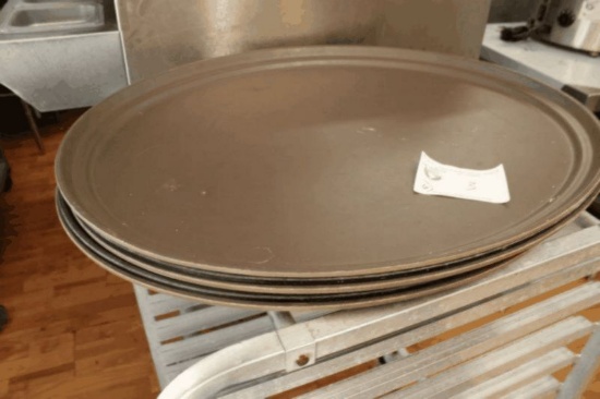 Oval 27" Non-Skid Trays