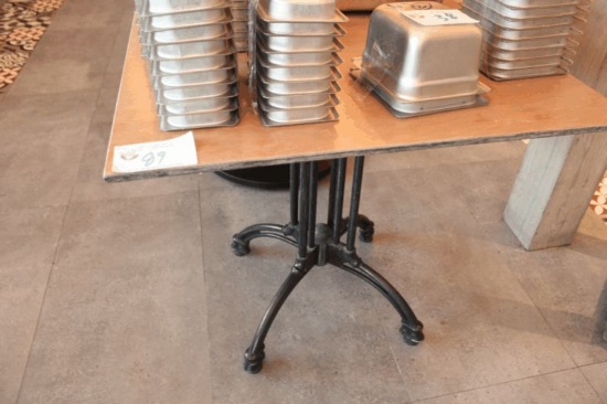 Outdoor 30"x30" Table