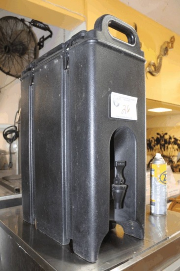 Cambro Hot/Cold Beverage Dispencer