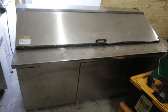 True TSSU-72 Sandwich Prep Table