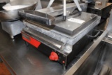 Toastmaster Heavy Duty Flat Press