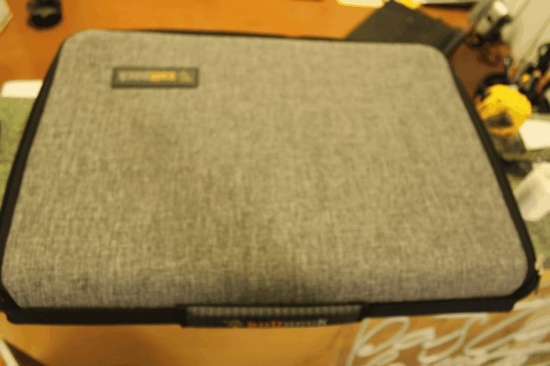 BRAND NEW Suit Pack Luggage