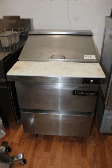 Continental 27" Mega Top Sandwich Prep Table with Drawers