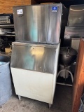 Manitowac 450lb Ice Maker