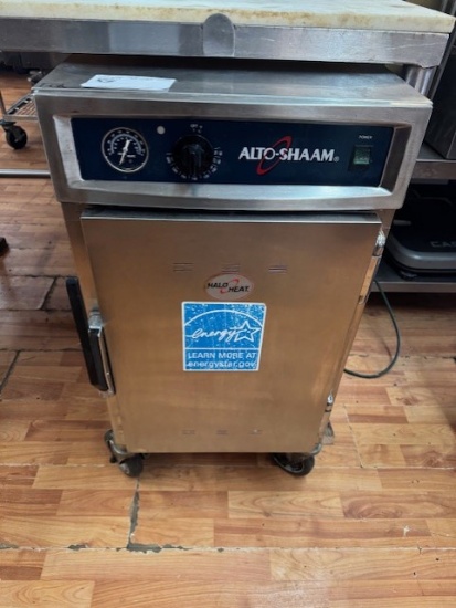 Alto Shaam Half Size Holding Cabinet