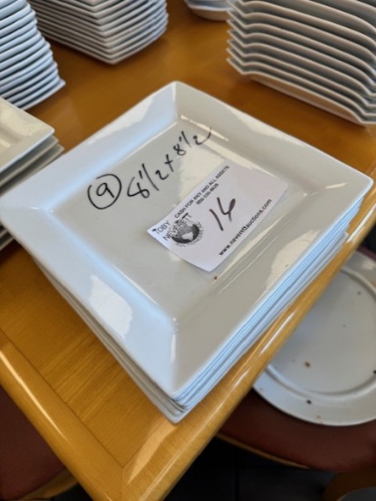 8.5" x 8.5" White Square Plates