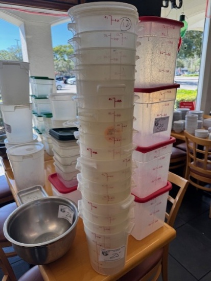 4 Quart Round Food Storage Contianers