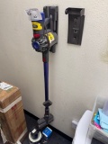 Dyson Vaccum Cleaner with Charger