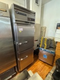 Victory 1/2 Door Cooler