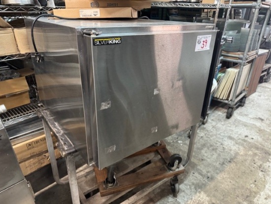 Silver King Counter Top Refrigerator