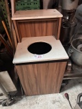 Trash Receptical with Tray Stand