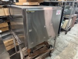 Silver King Counter Top Refrigerator