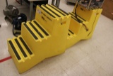 ULINE 500lb Low Capacity 3 Tier Step