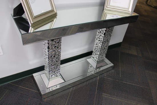47"x14"x 31" Mirrored Hallway Table