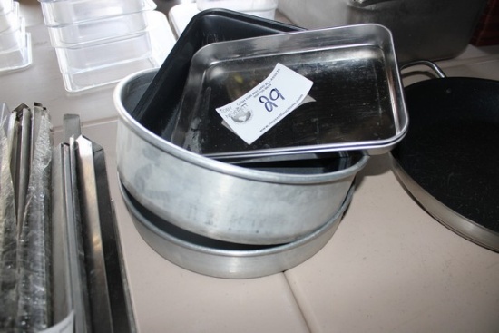 Assorted Baking Pans