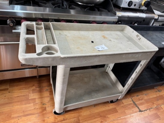 Rubbermaid Cart