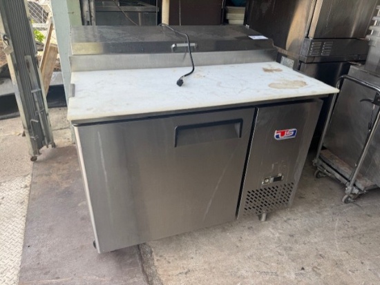 US Refrigeration 44" Pizza Prep Table