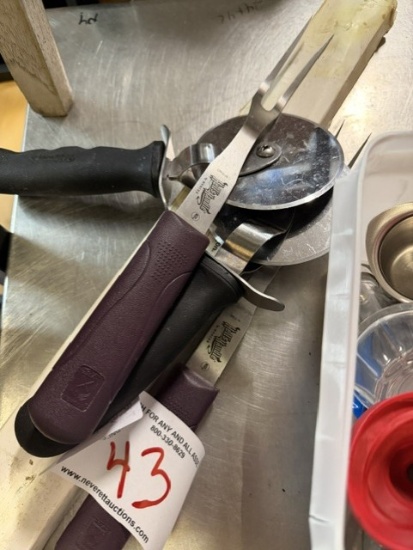 Assorted Pizza Cutters & Forks