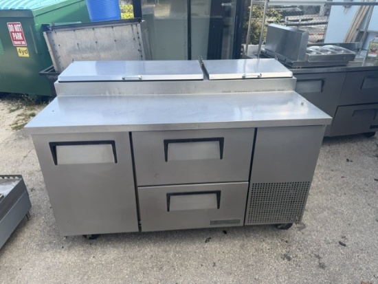 True 67" Pizza Prep Table with Drawers